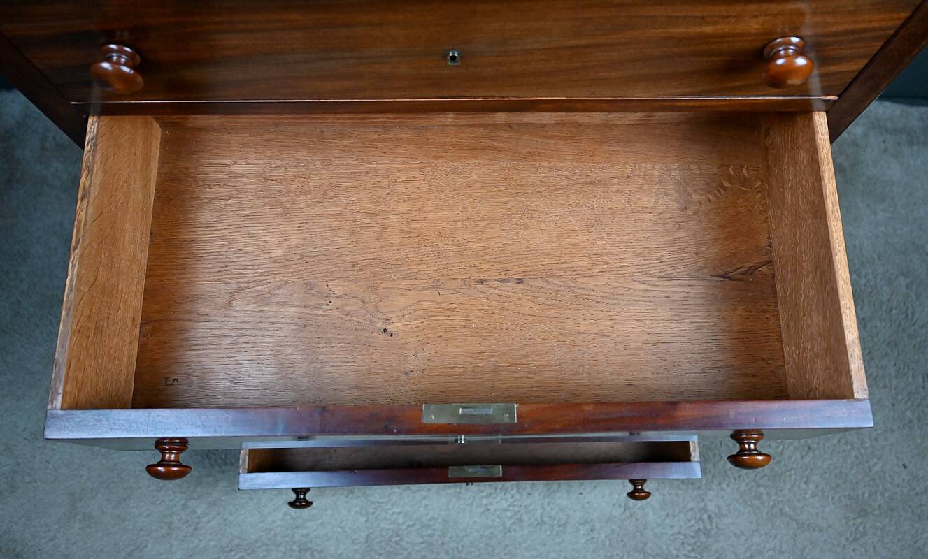 Mahogany chest of drawers – Late 19th century
