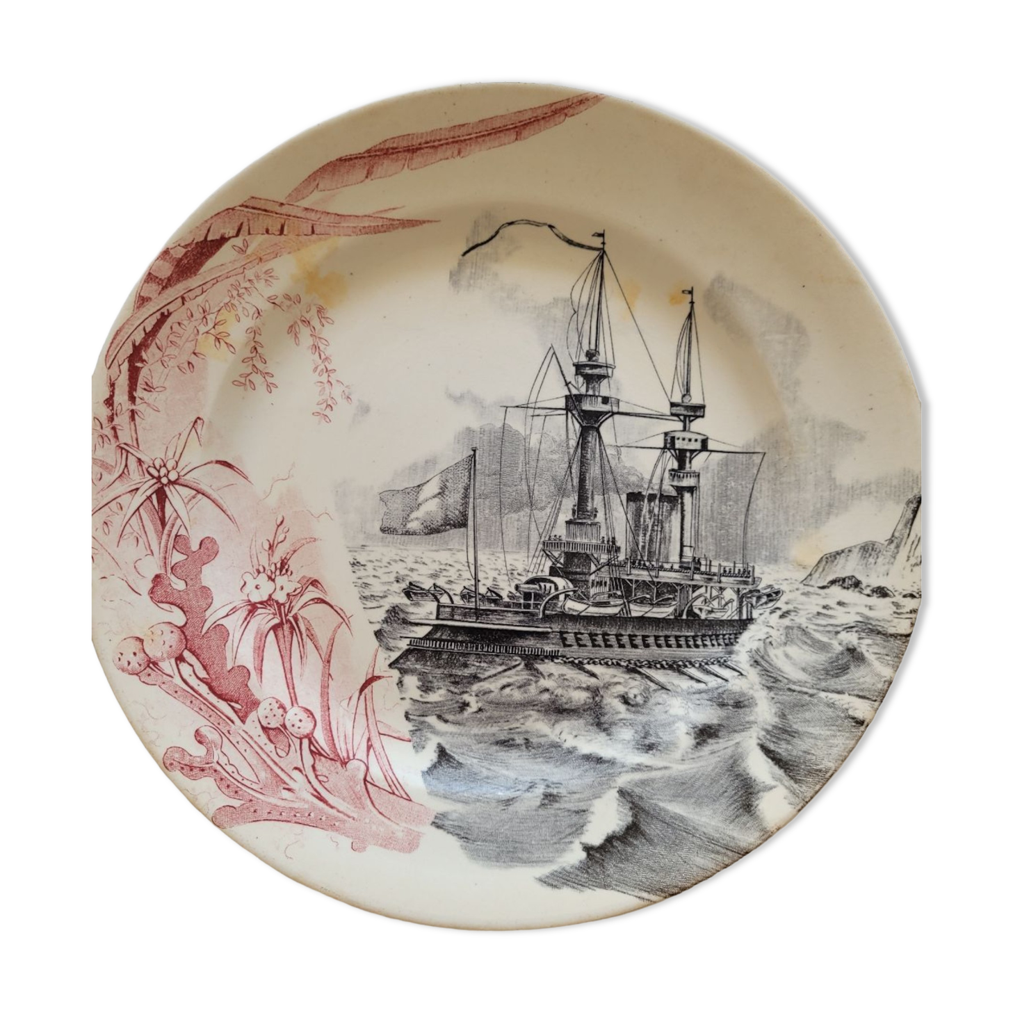 Iron earth serving dish