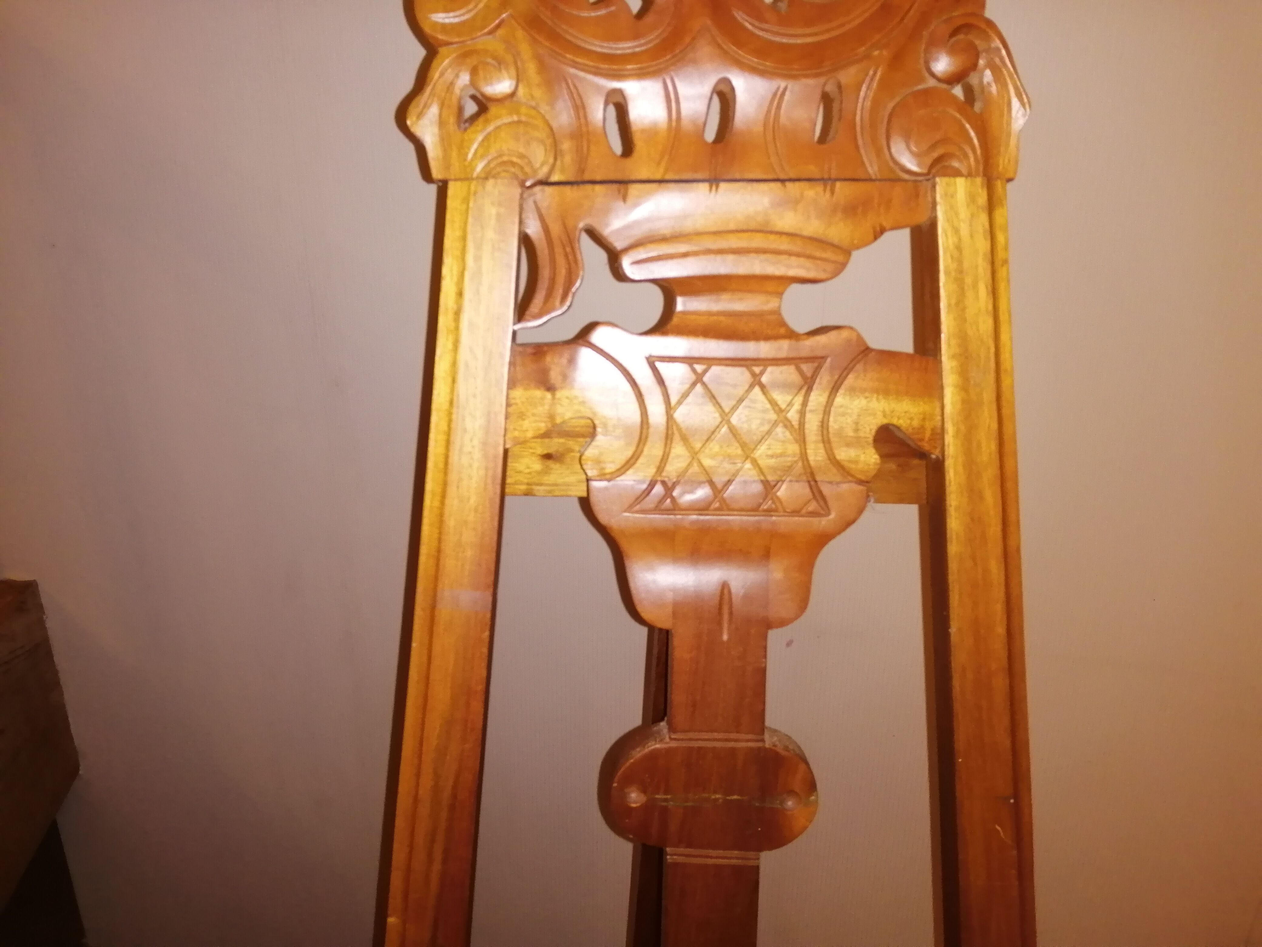 Easel in exotic carved wood, art nouveau style