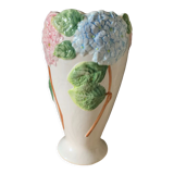 Ceramic vase slip flowers