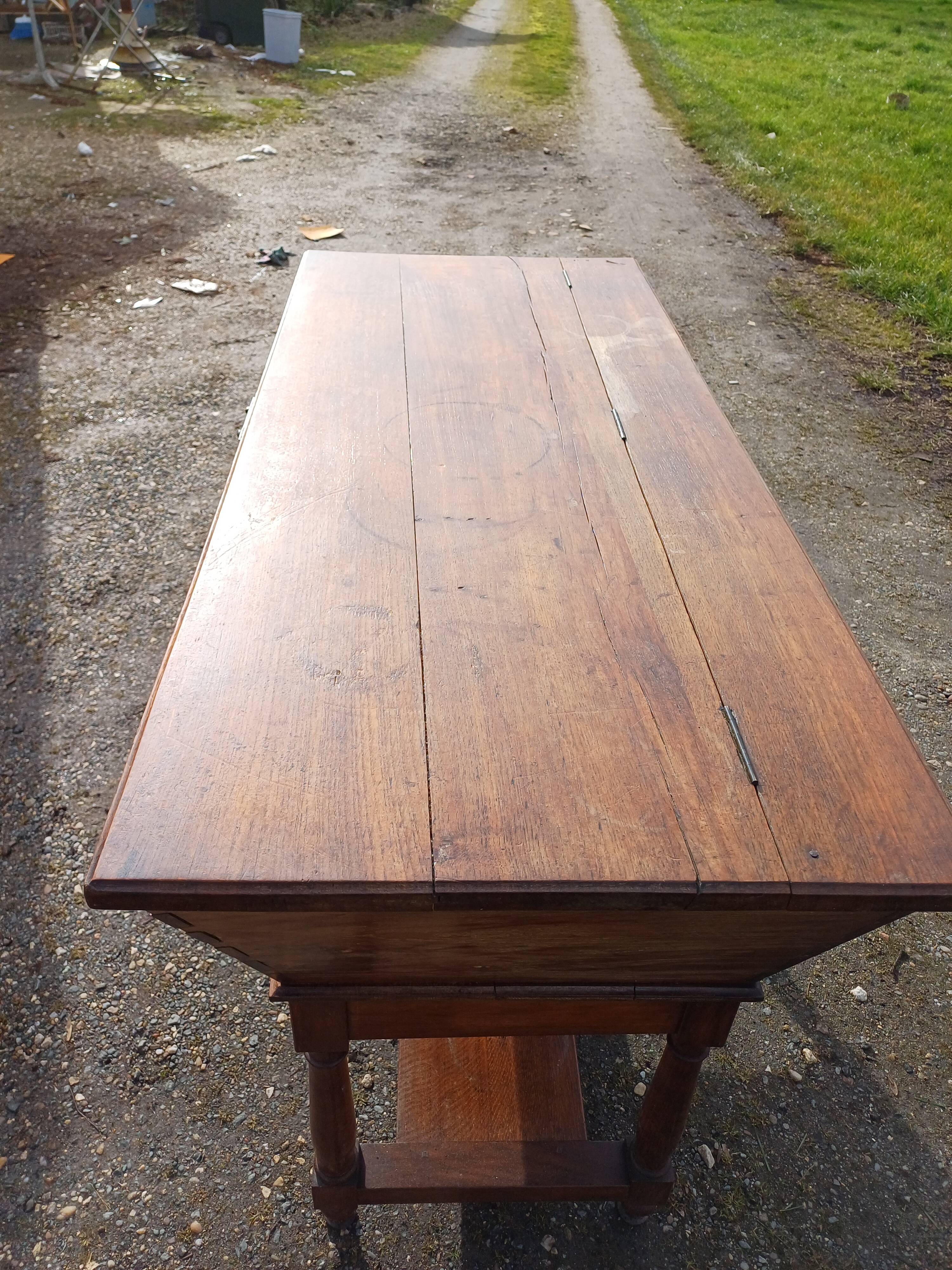 Provençal bread bin in oak 19th