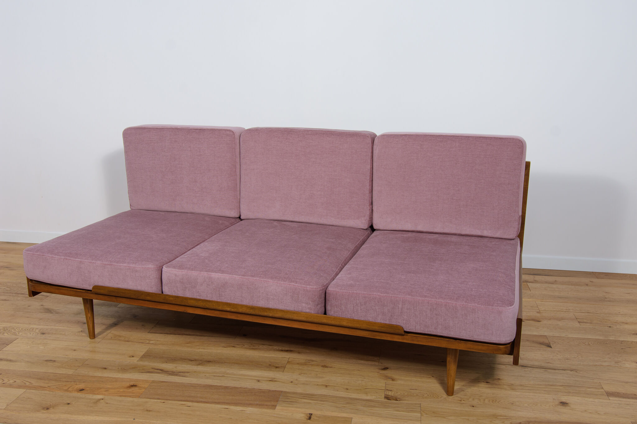 Czechoslovakian sofa from UP Zavody, 1960s