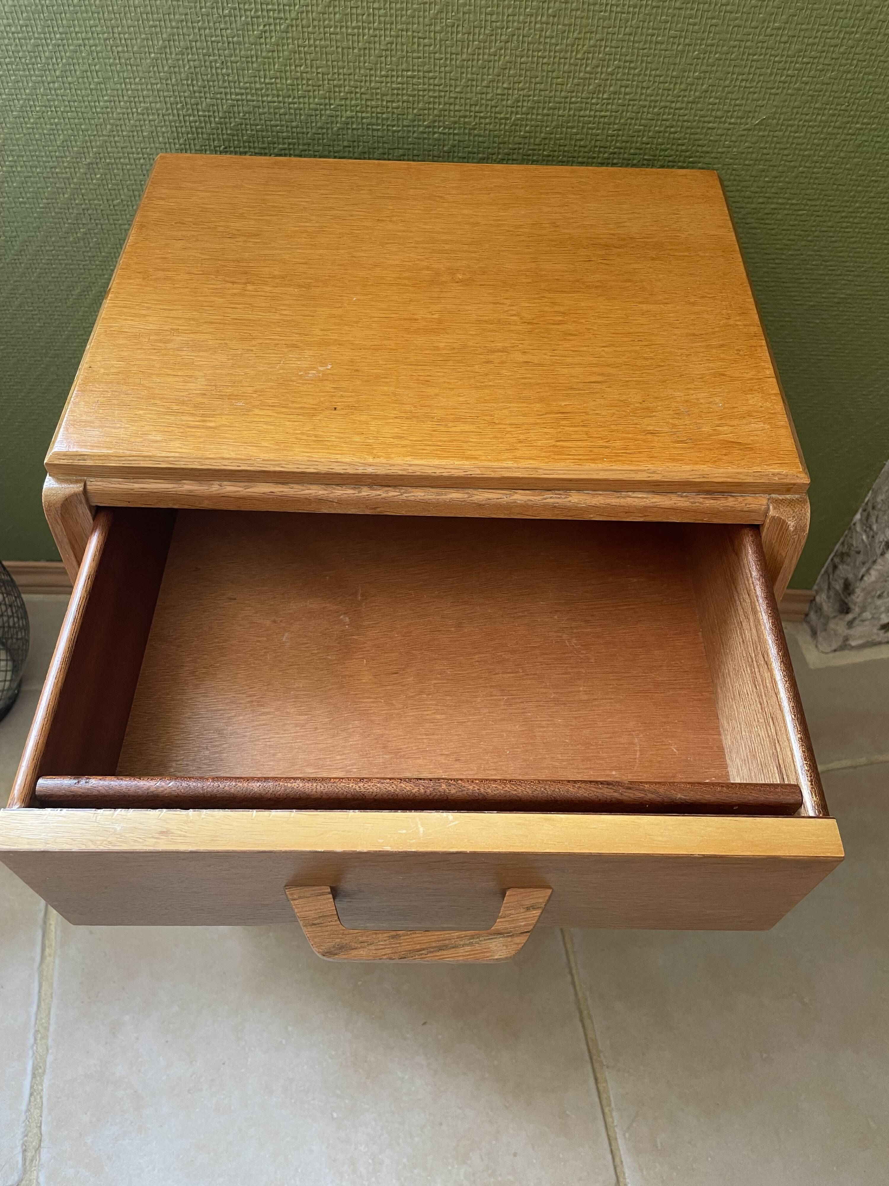 Table de chevet G-Plan
