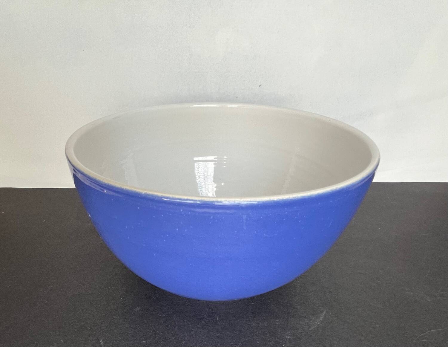 Émile Henry ceramic salad bowl