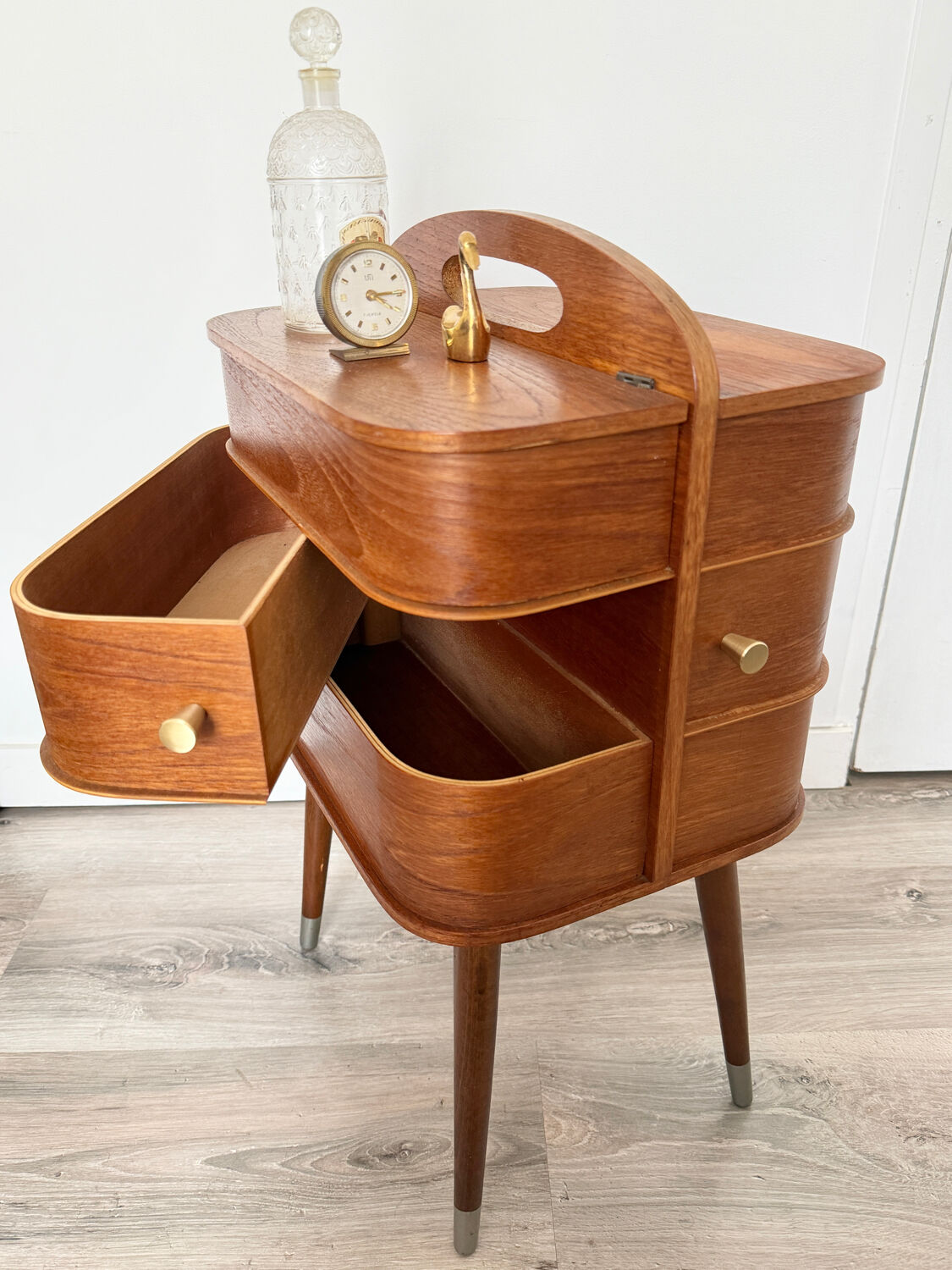 Table de chevet vintage style scandinave