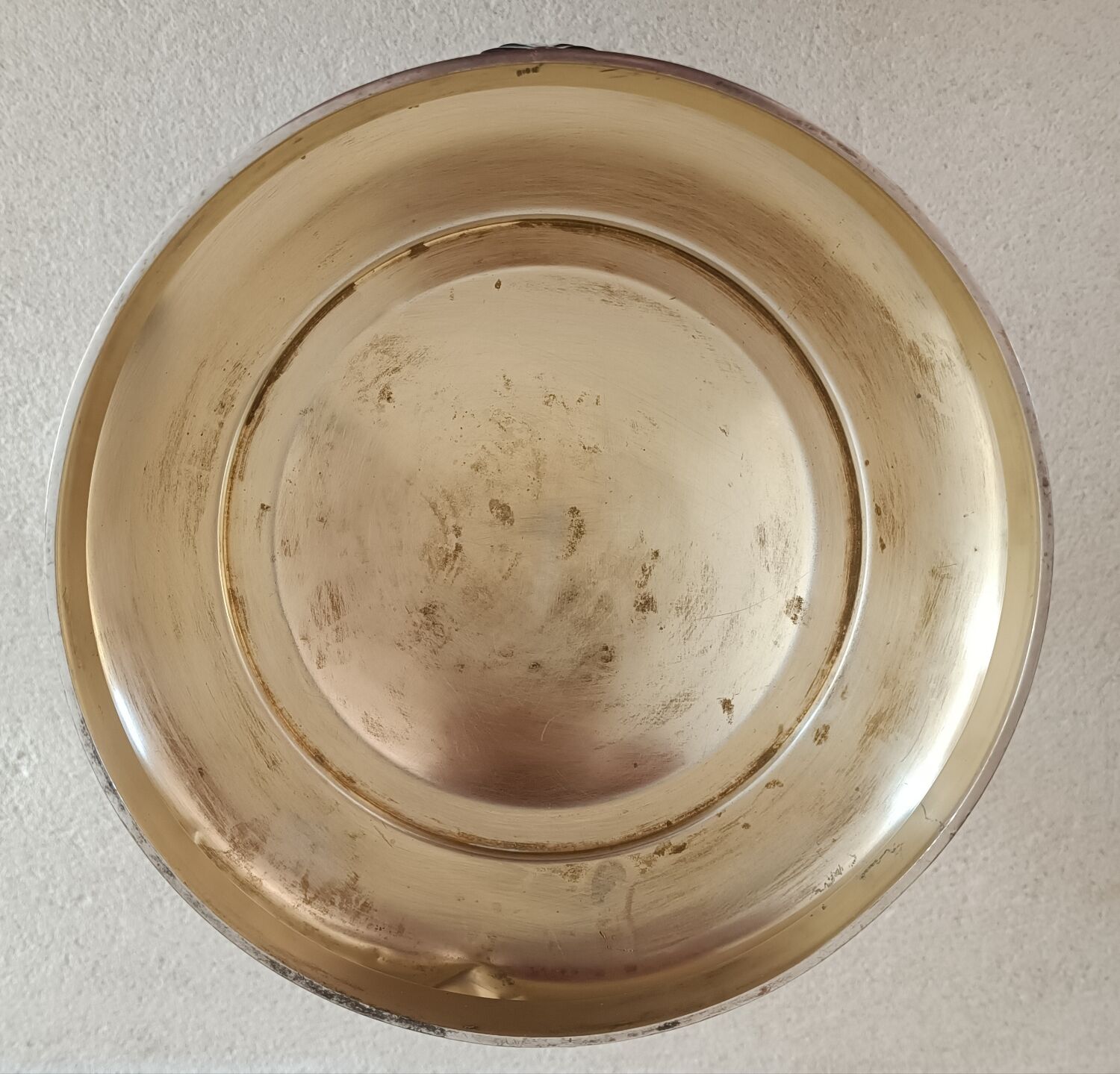 Silver metal stand cup