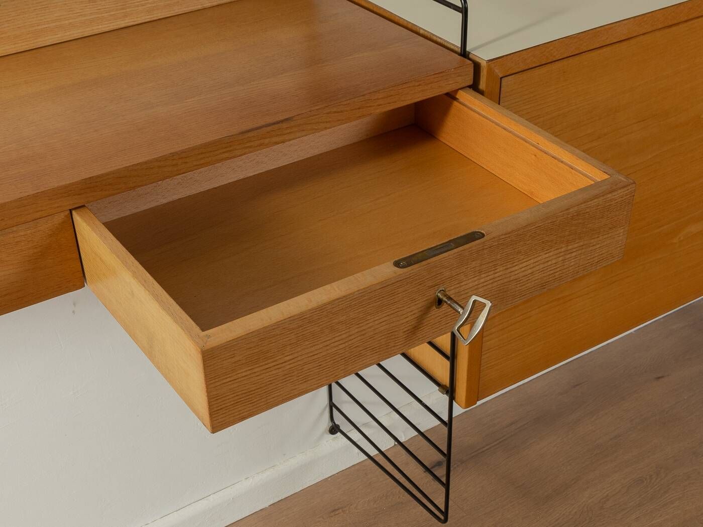 1950s Shelving System | Selency