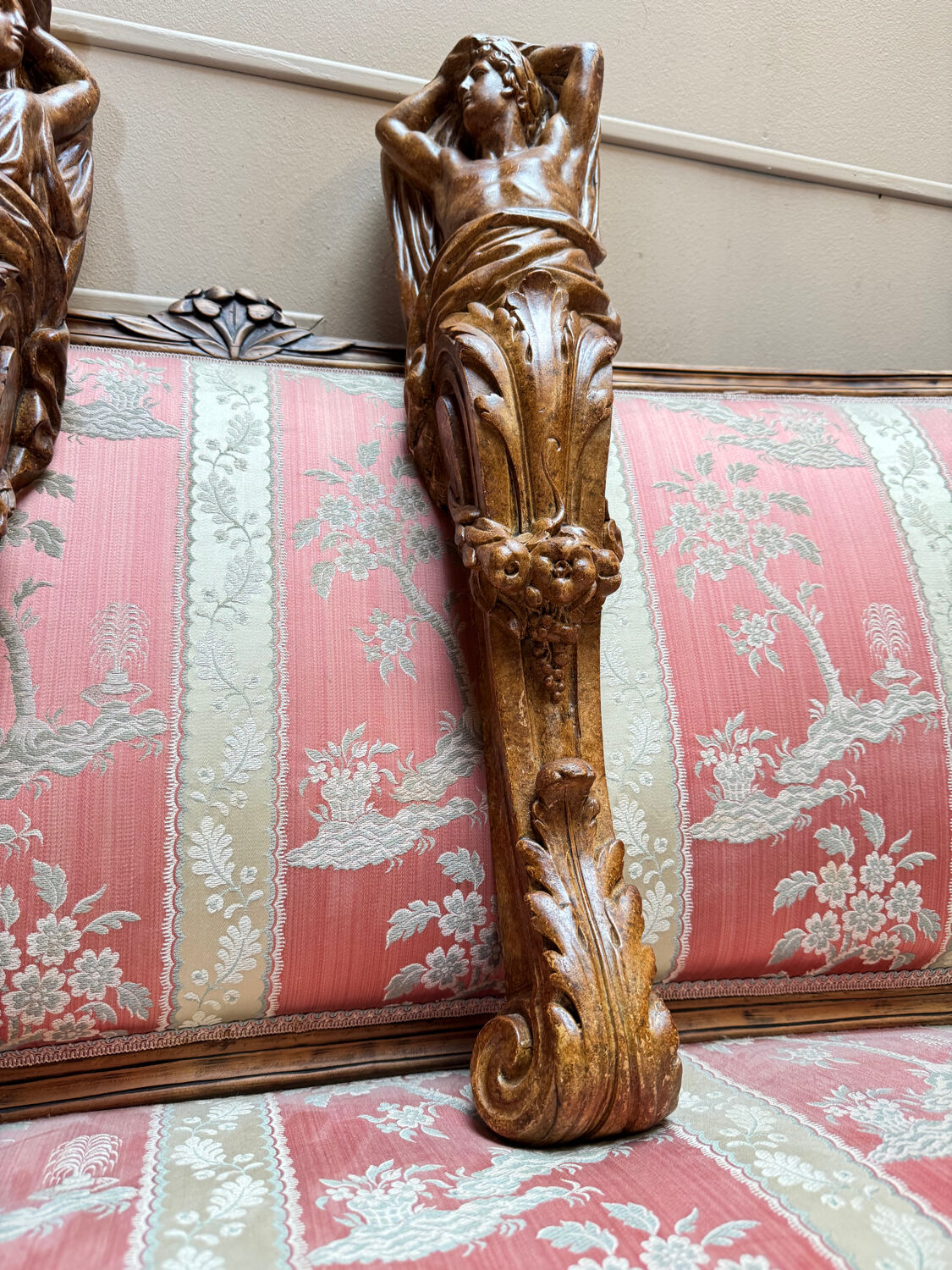 PAIR OF PAINTED PLASTER CONSOLES IN THE LOUIS XVI STYLE