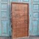 Paire magnifique de grandes portes d’obturateur antiques jaunes