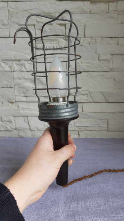 Vintage walking lamp