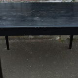 Black lacquered pine desk table