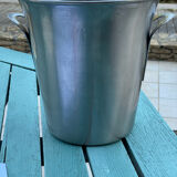 Ice bucket