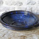 Plat creux en céramique émaillé signé