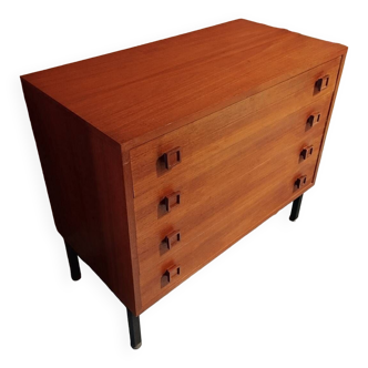 Scandinavian chest of drawers