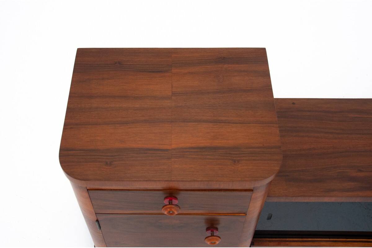 Art Deco chest of drawers, Poland, 1950s. After renovation.
