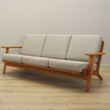 Canapé en chêne, design danois, années 1960, designer : Hans J. Wegner, fabricant : Get