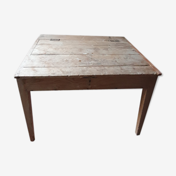 Old pine slope desk