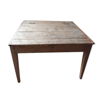 Old pine slope desk