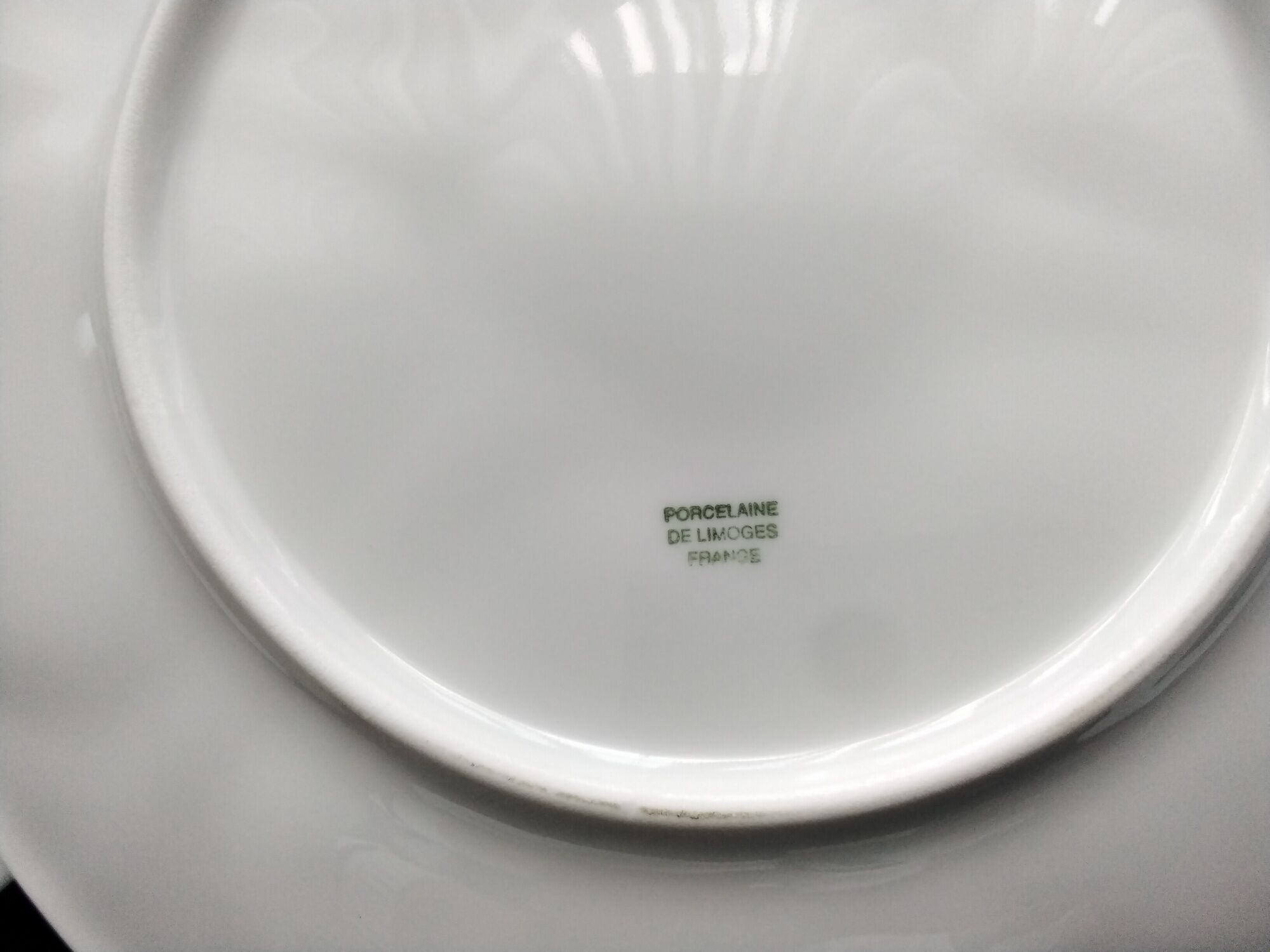 6 Oyster plates in white Limoges porcelain