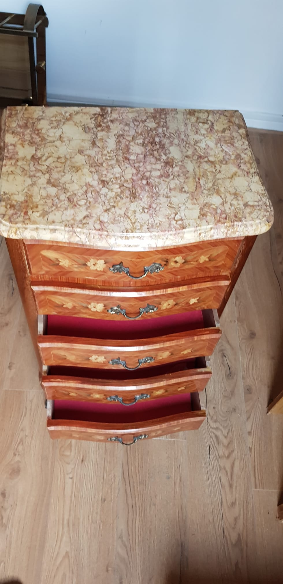Rosewood rag picker