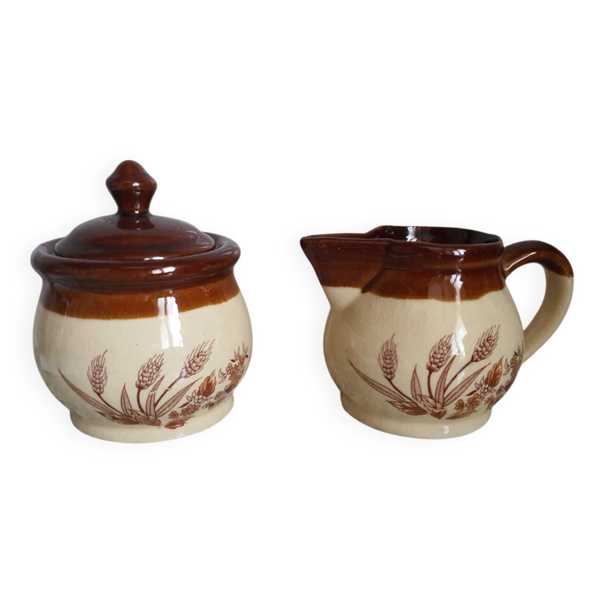 Pot et pichet de cuisine