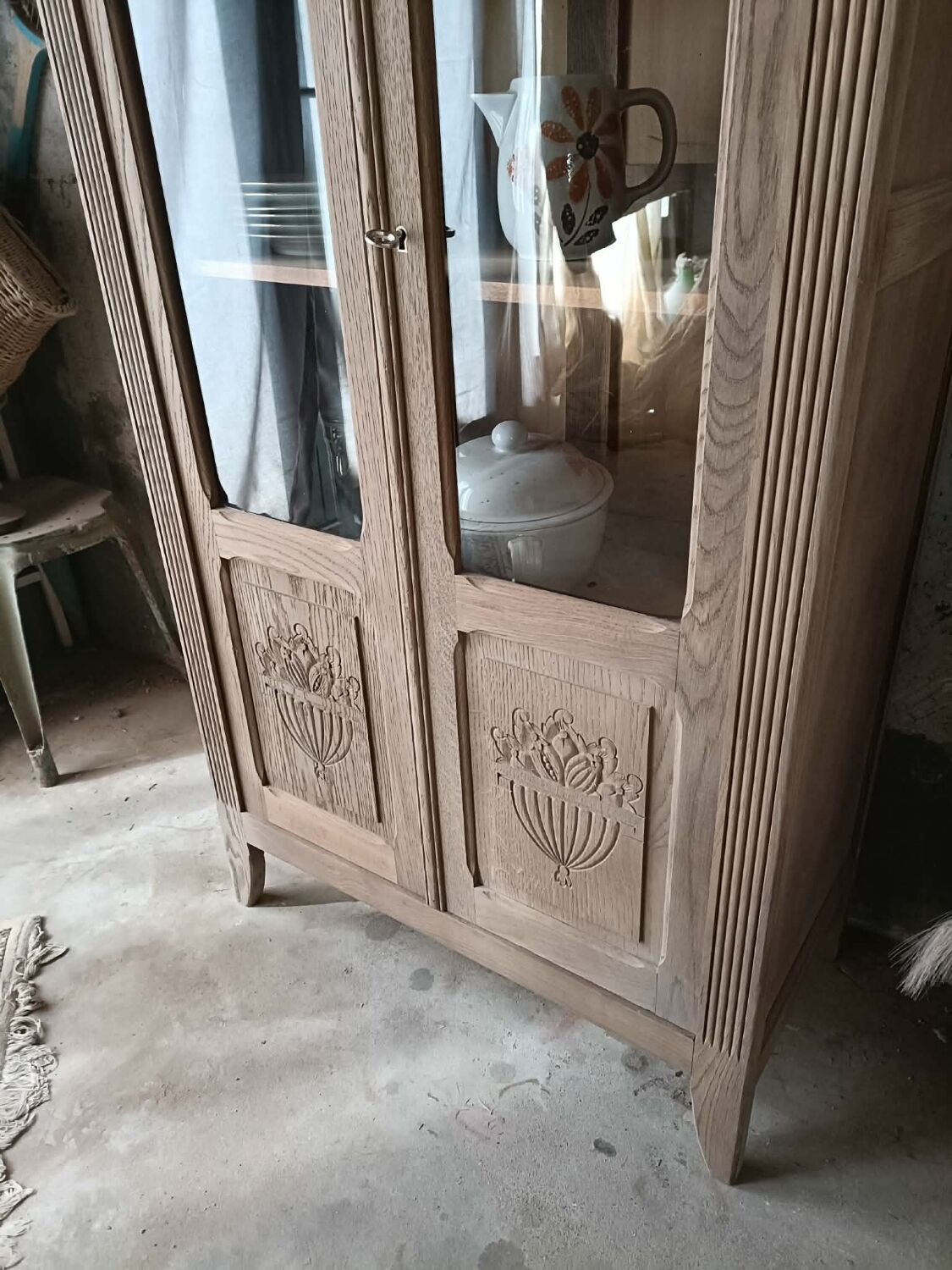 Art Deco display cabinet