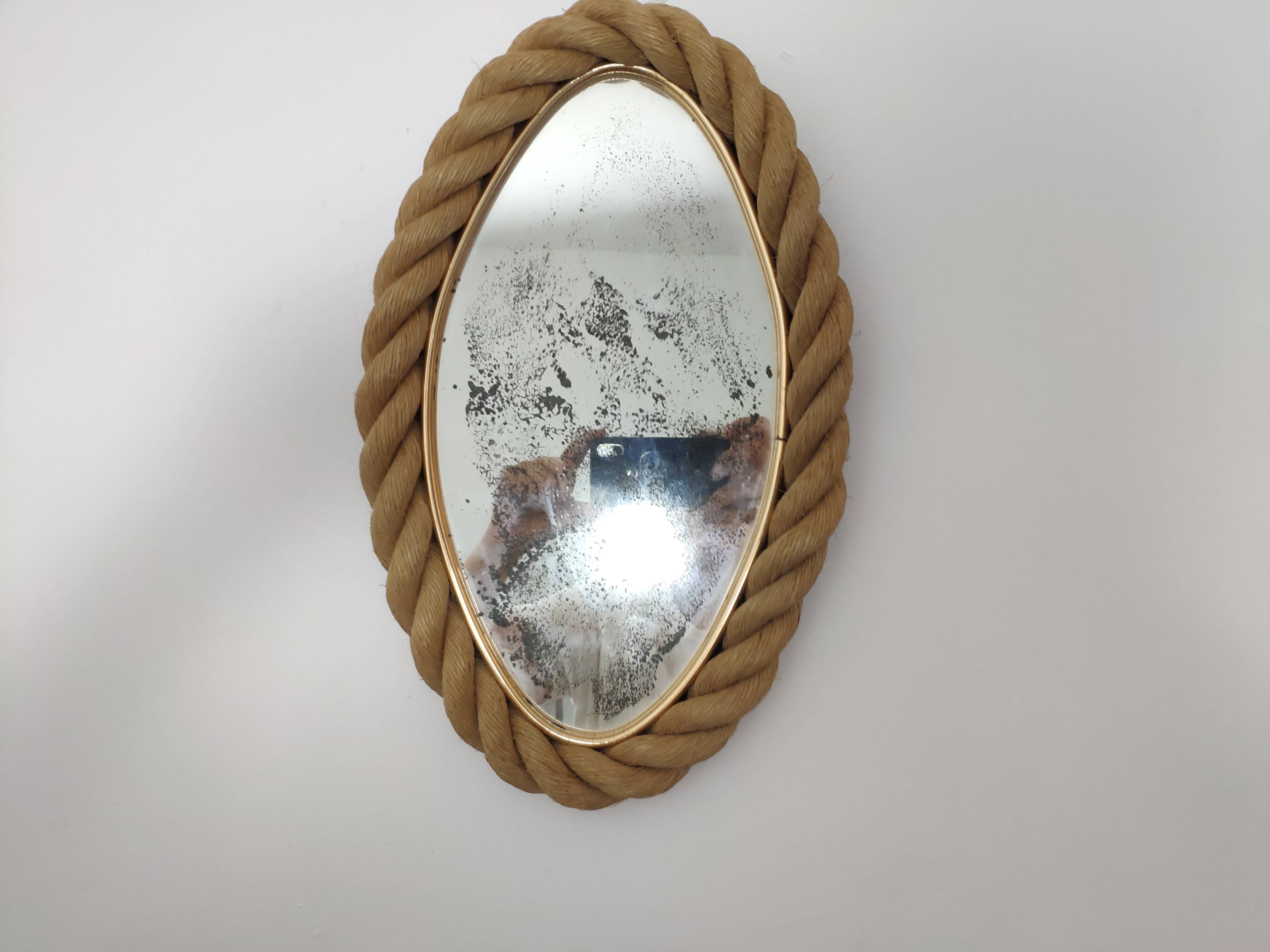 Oval rope mirror