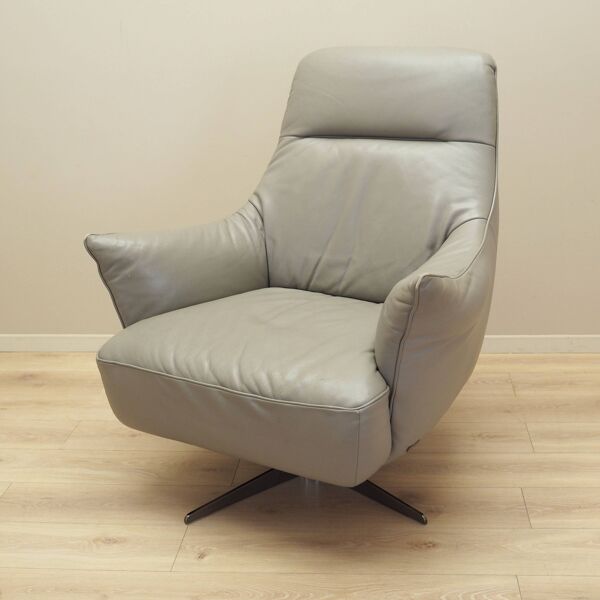 Fauteuil pivotant en cuir, design italien, années 1990, fabrication : Natuzzi