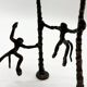 Chandelier "singe" en bronze patiné, 1970s