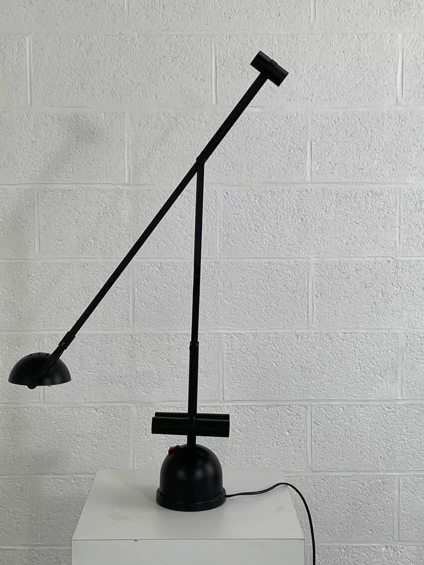 Articulated and cantilever lamp from the 1980s.