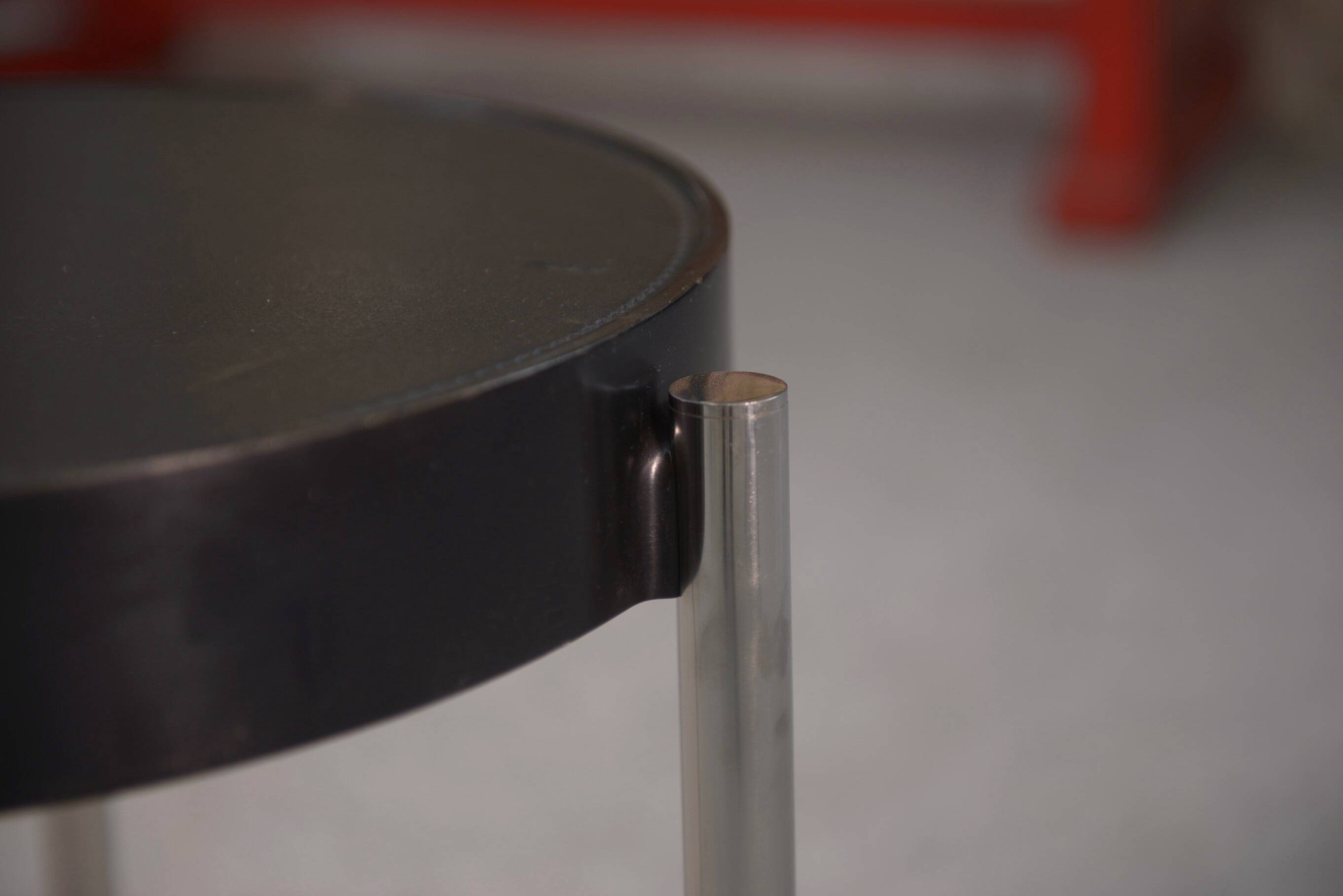 Pair of side tables by Tavolino Brighella for Zanotta 1980s