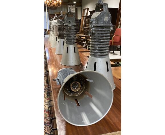 Projecteur Industriel De L Arsenal De Brest Marque Philips Annees 70 Selency Projecteur Industriel De L Arsenal De Brest Marque Philips Annees 70 Selency