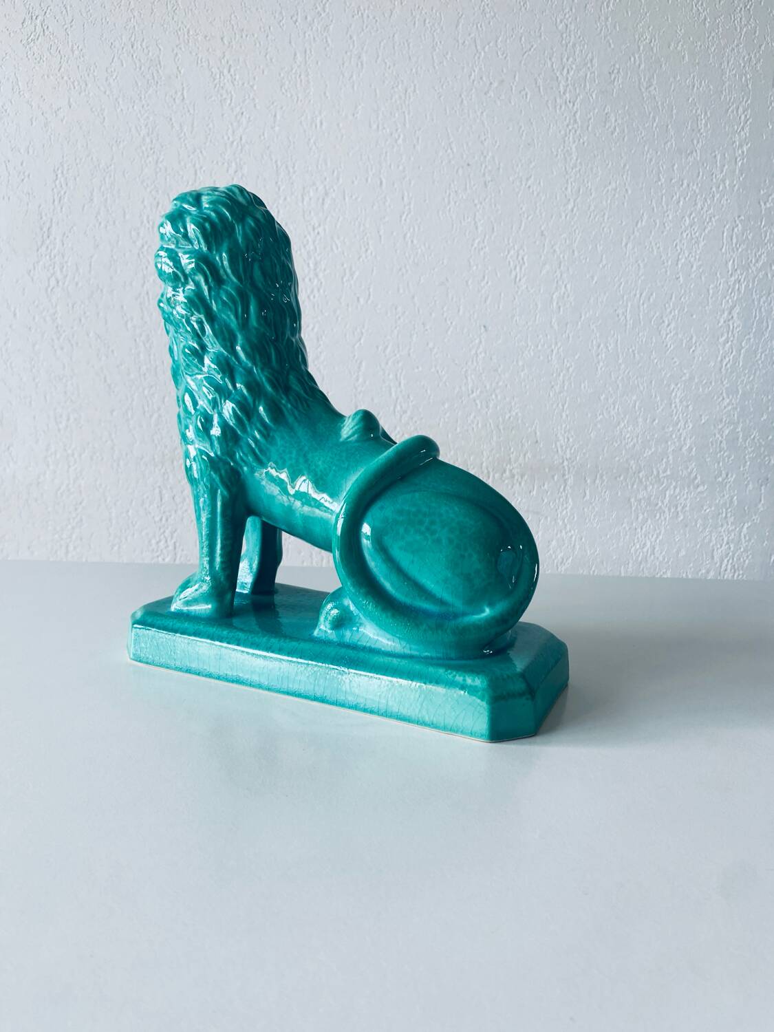 Ceramic lion sculpture