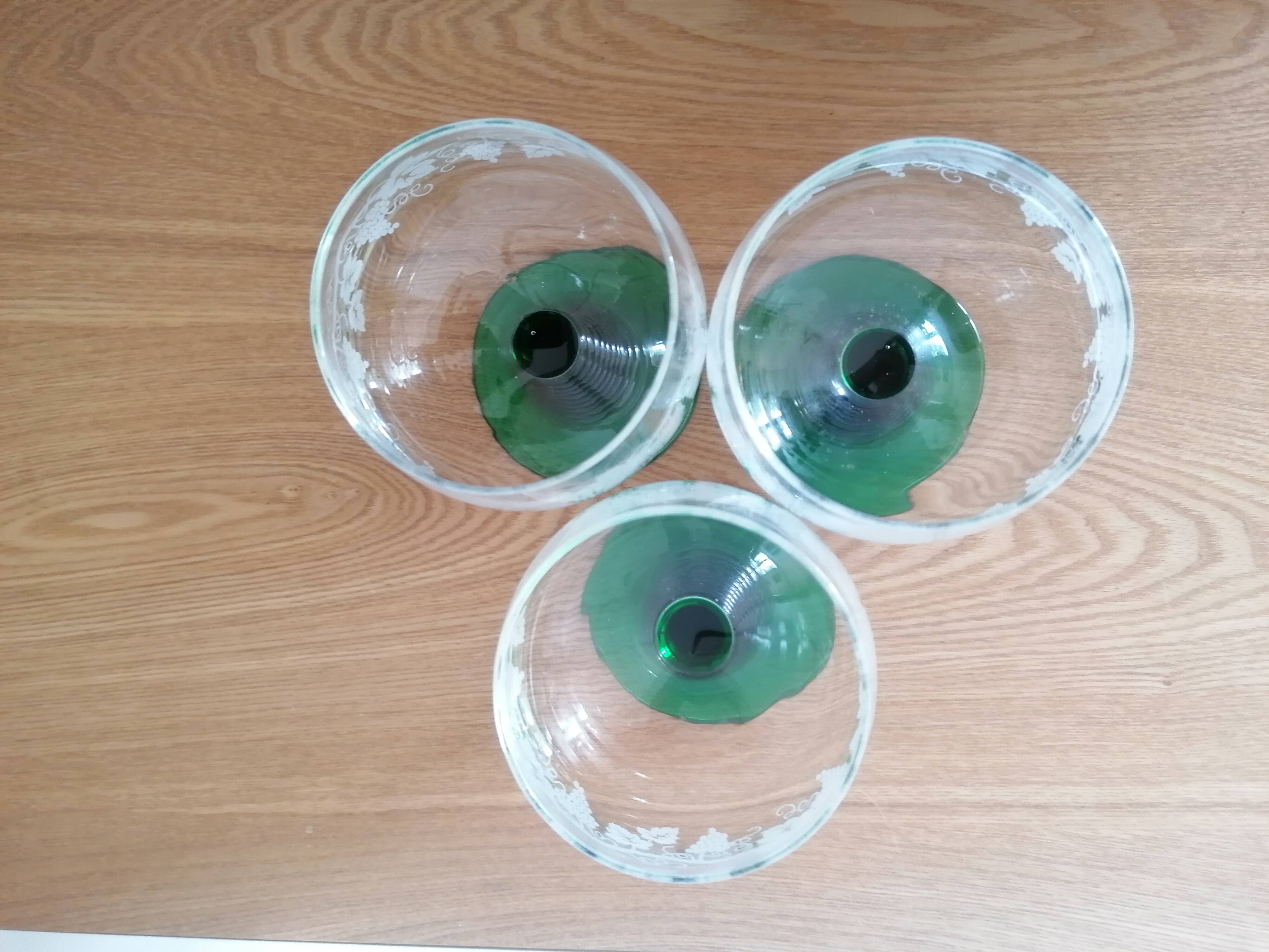 3 twisted green stemmed glasses for Alsace wine, 20 cl