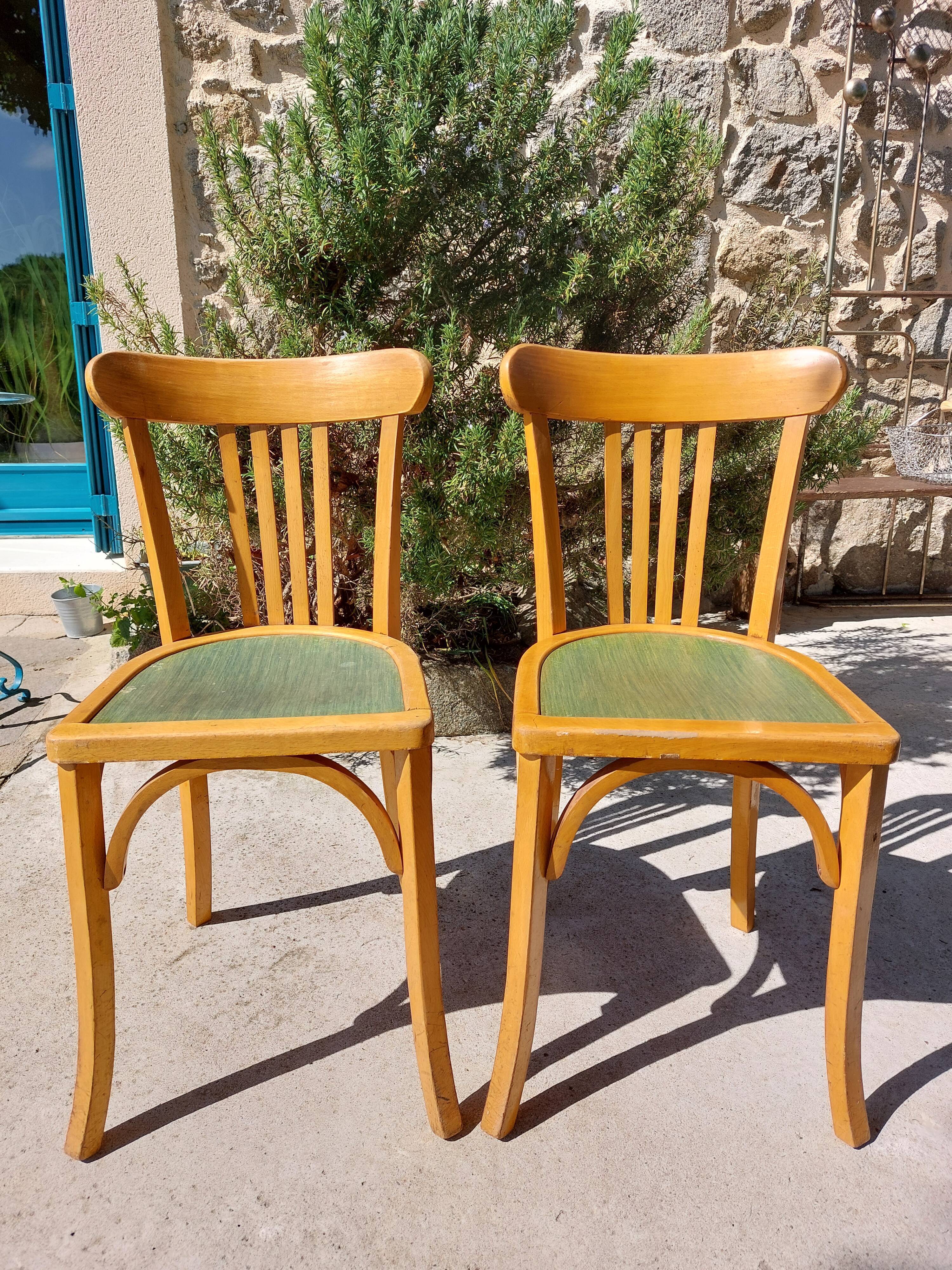 2 chaises bistrot bois et vertes