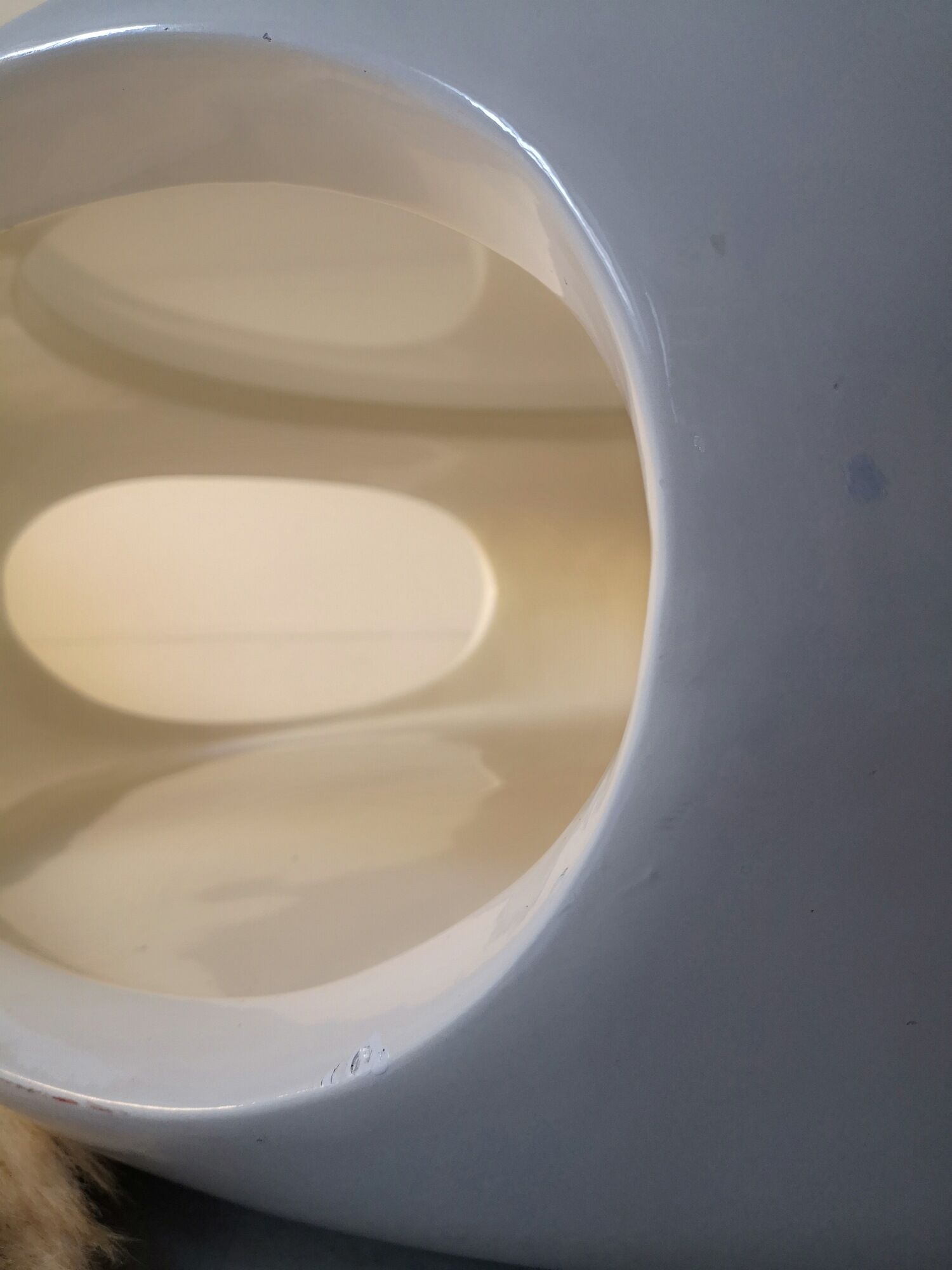 Luigi Colani space age table in white fiberglass and glass, 1970