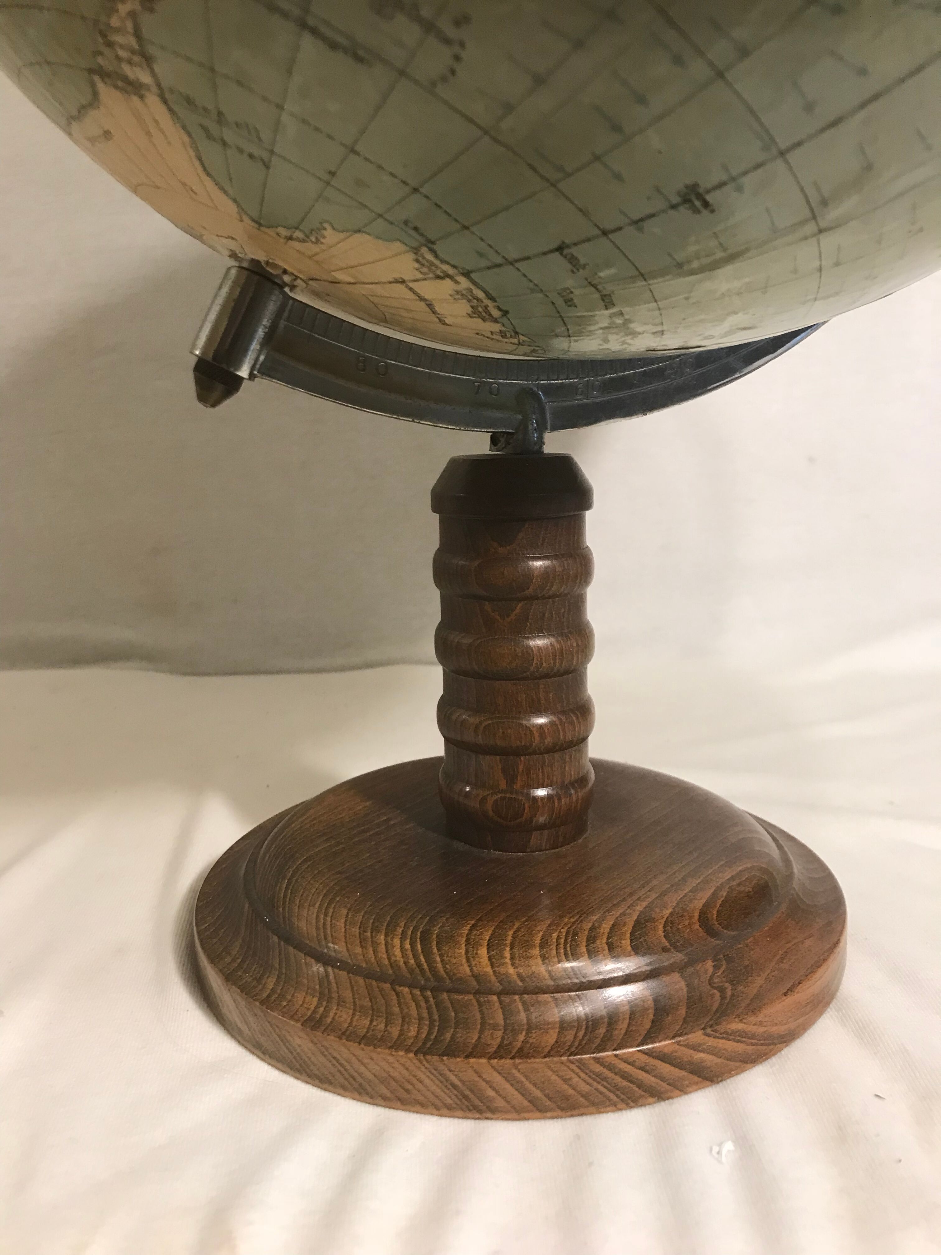 Former globe earth Tower Globus