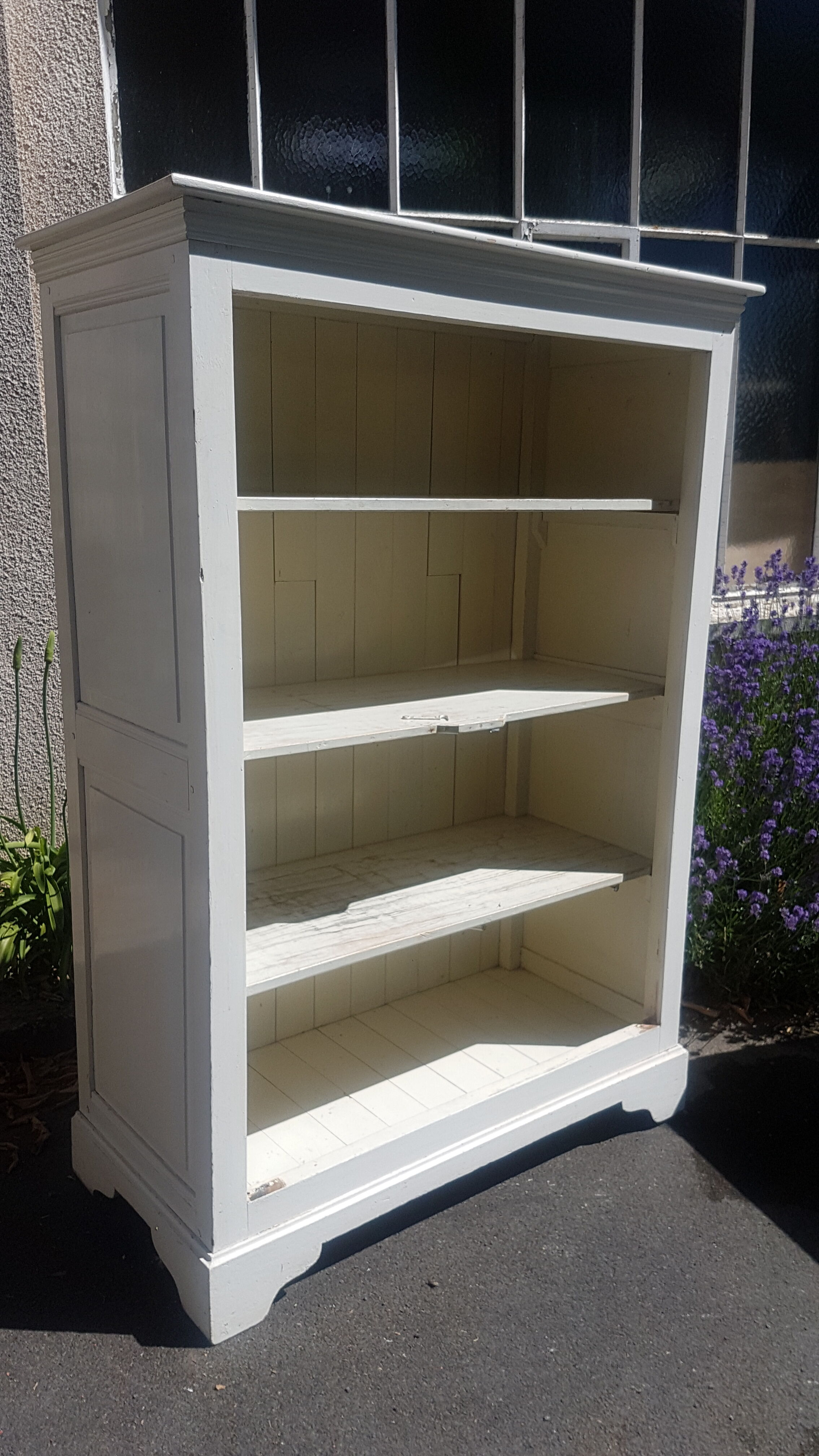 Wardrobe 2 white doors type Petite Parisienne