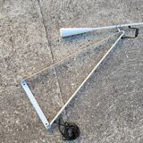 Lampe luminaire a contre poids de paolo rizzatto applique murale