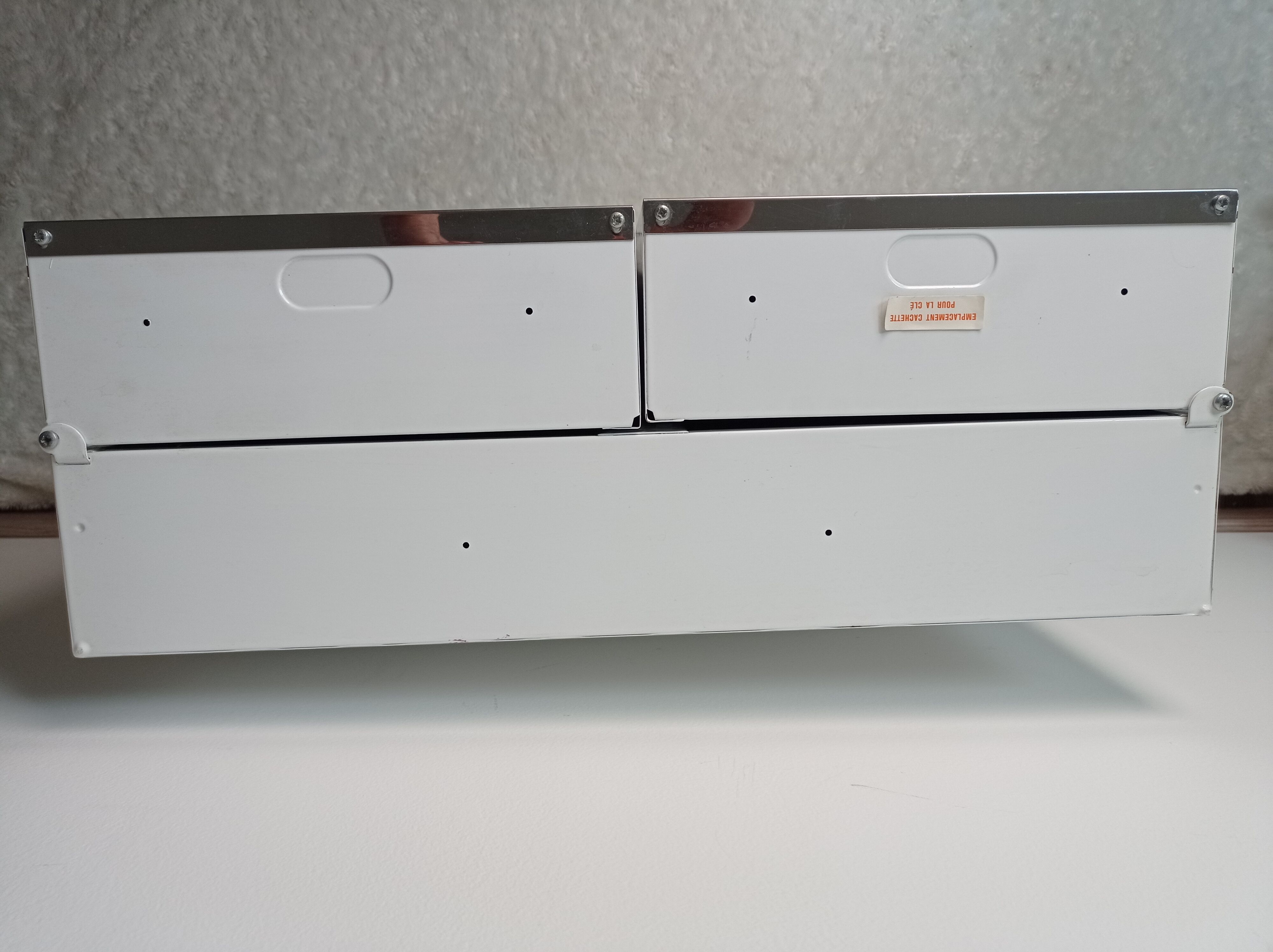 Medicine cabinet from the 60s Rossignol