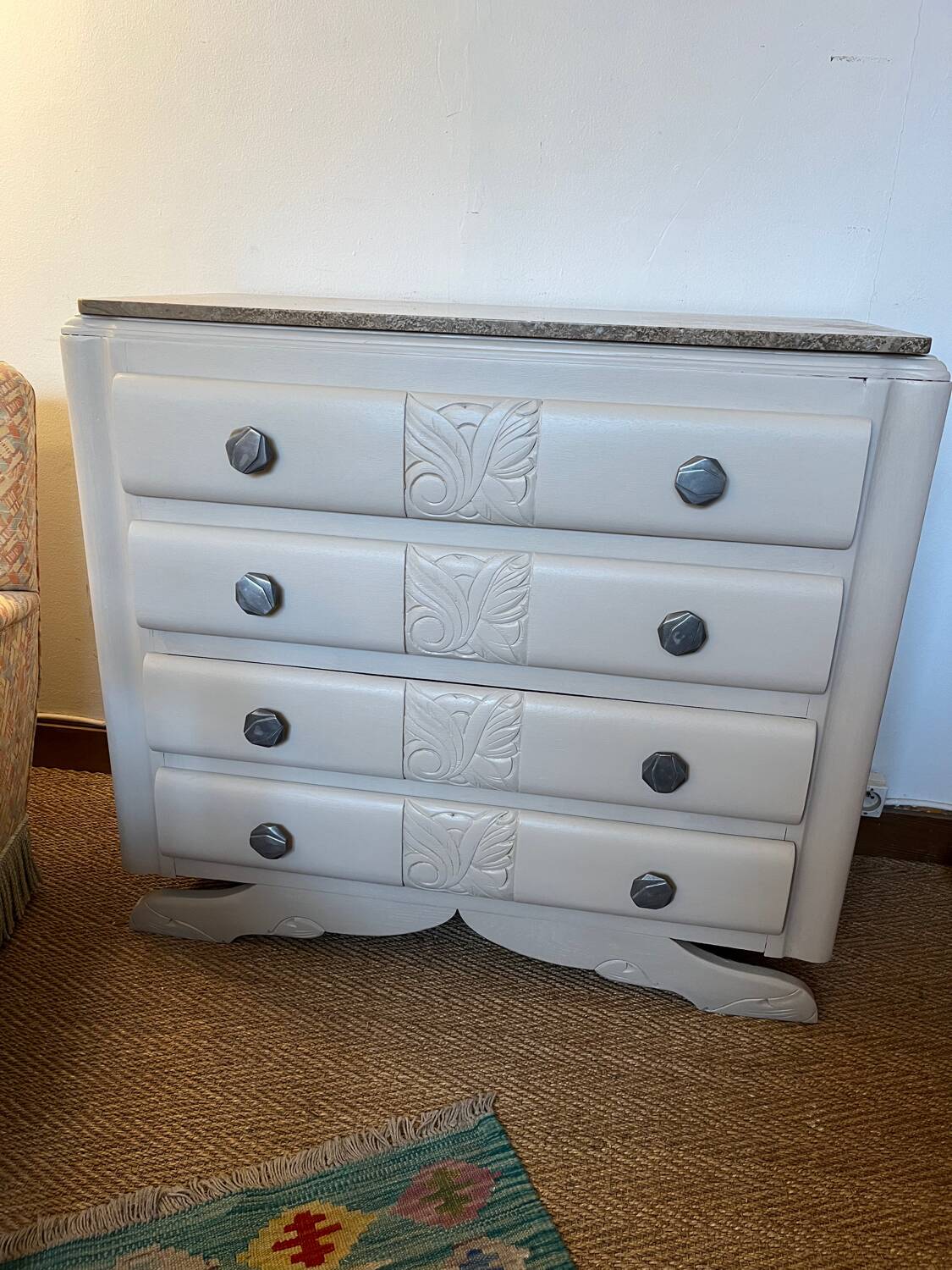 Vintage art deco chest of drawers in wood and marble mustache foot