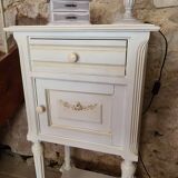 Bedside table early 1900, fluted feet