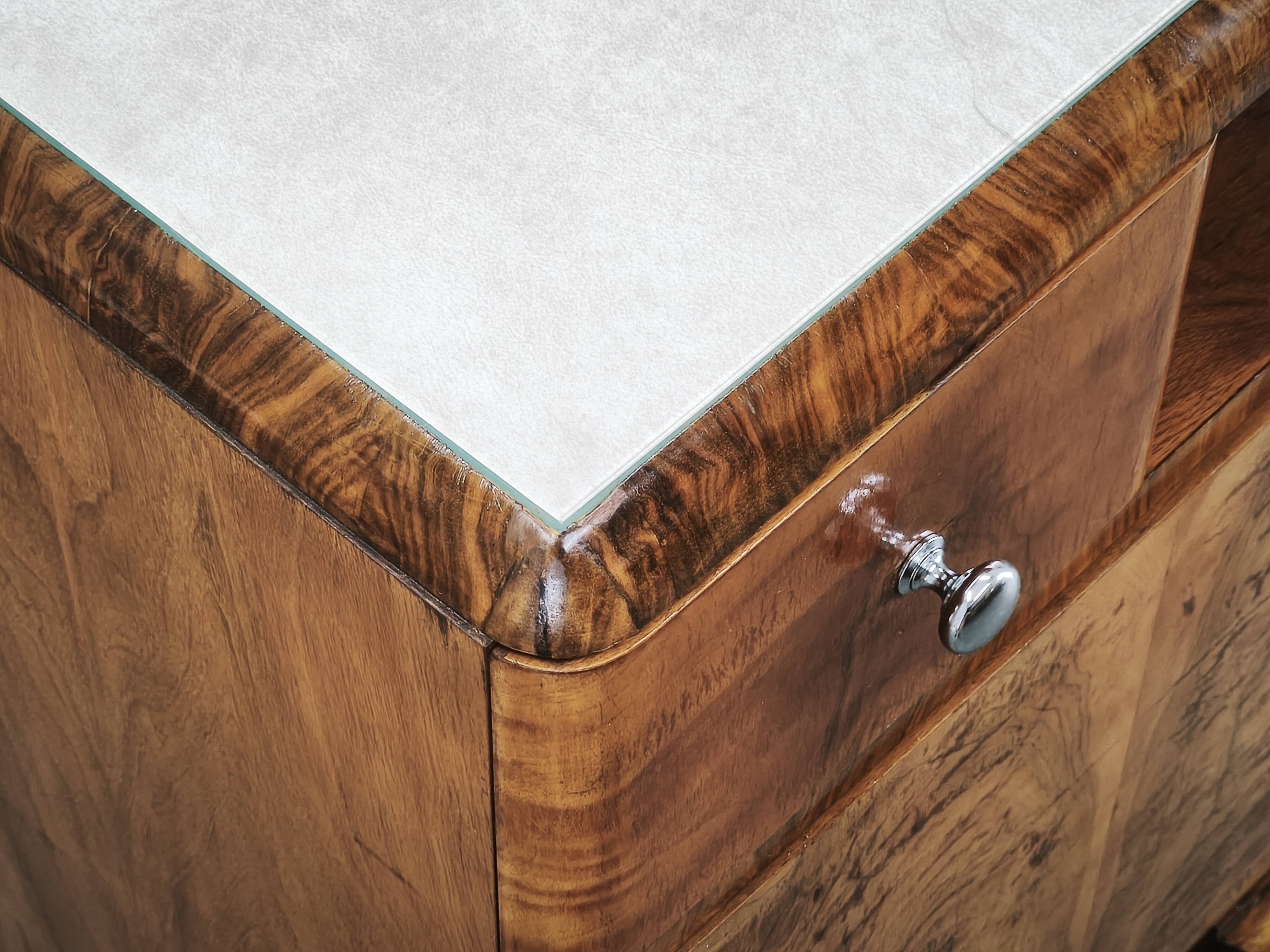 Pair of Art Deco Walnut Nightstands, Czechoslovakia, 1930s