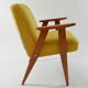 Fauteuil 366 signé J.Chierowski jaune et oiseaux