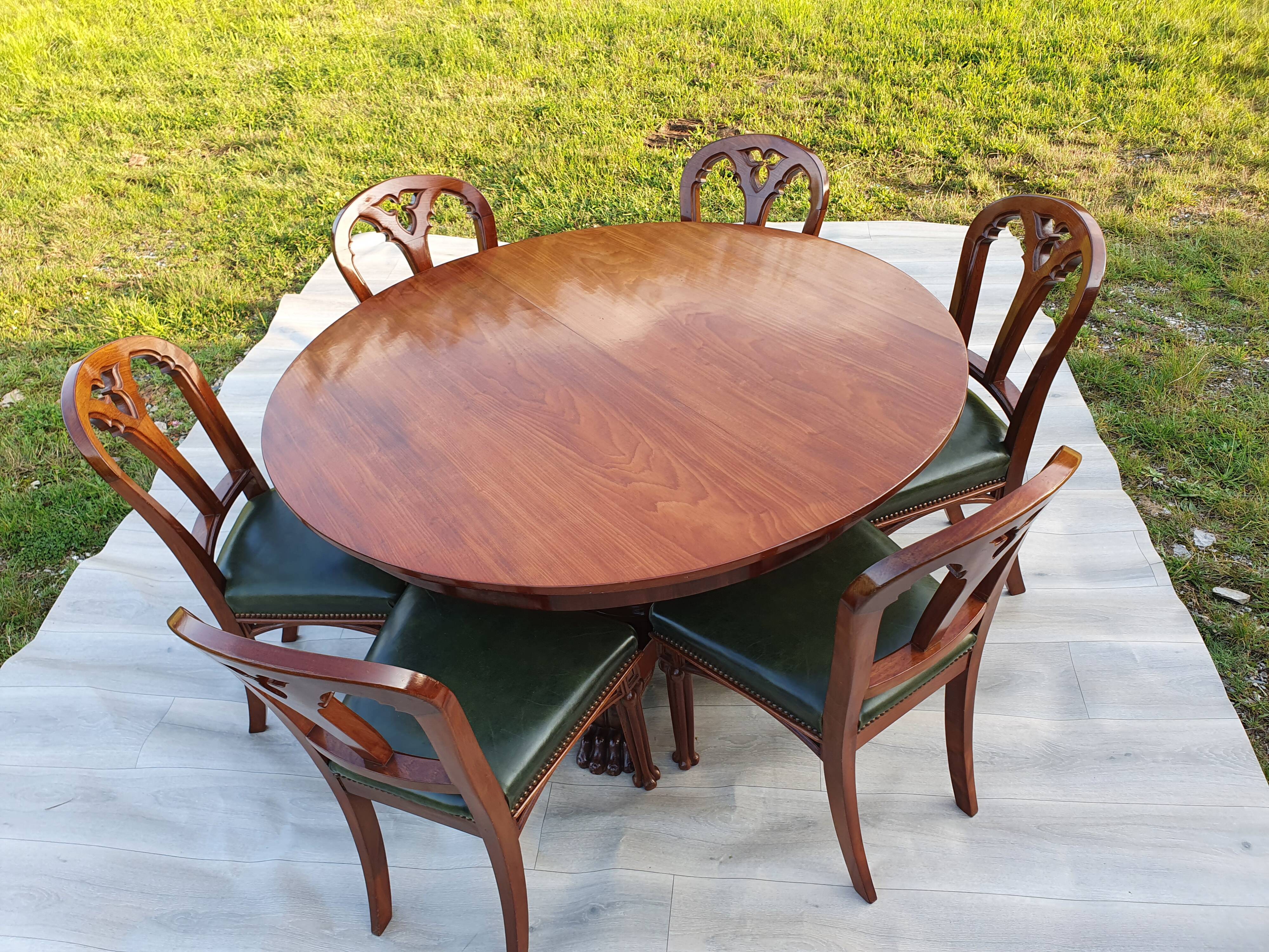 Table and 6 chairs in mahogany from Cuba Victorian era 1840