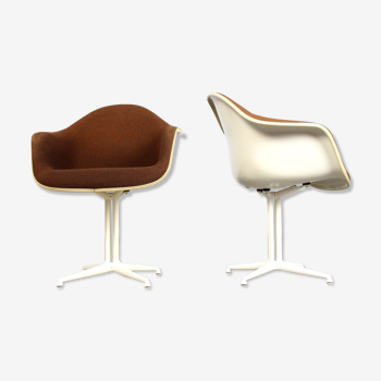 Pair of chairs 'La Fonda' Dax by Charles and Ray Eames