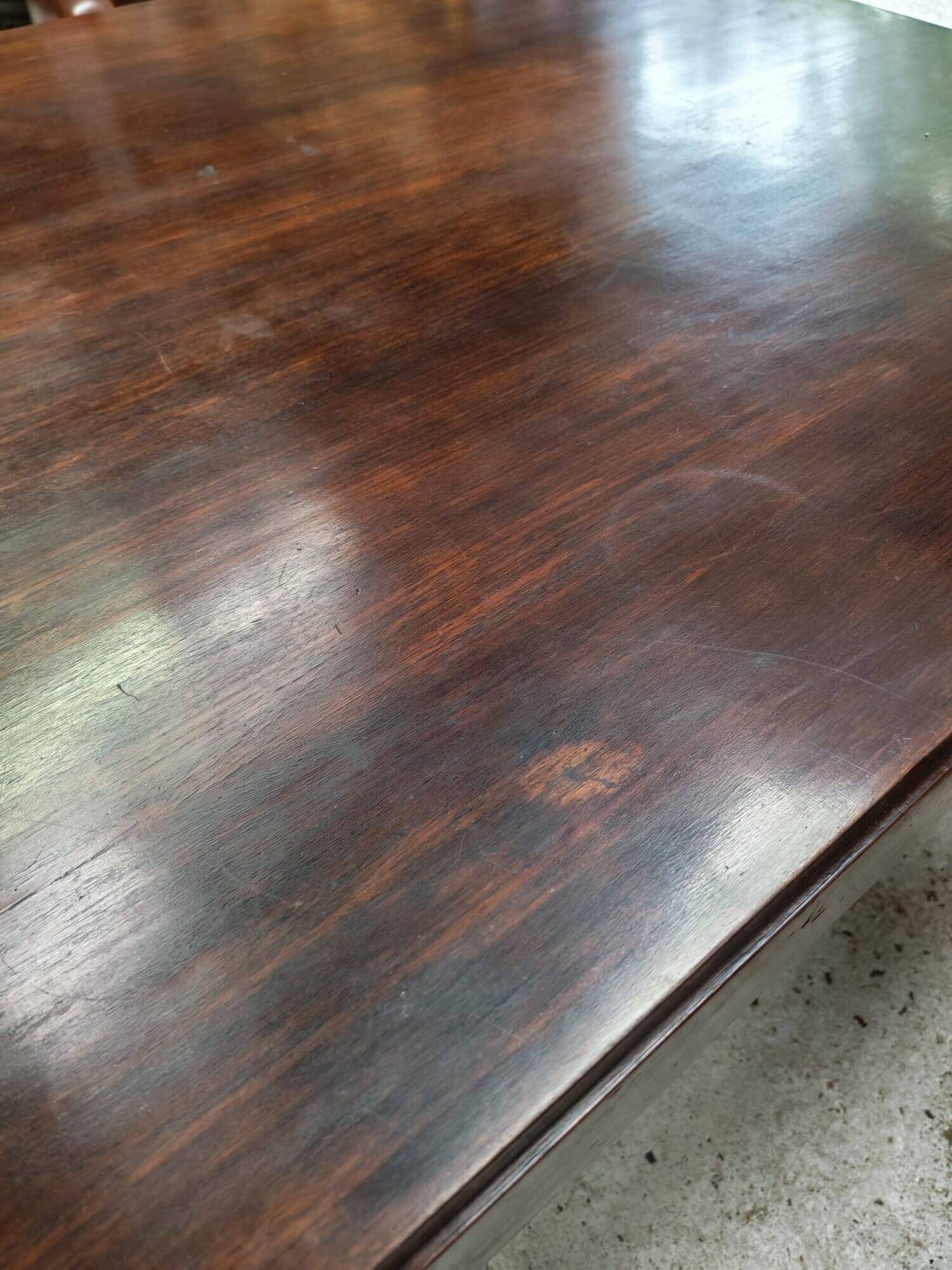 Art Deco dining table with a central cradle base from the 1930s.