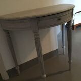 Grey flat table