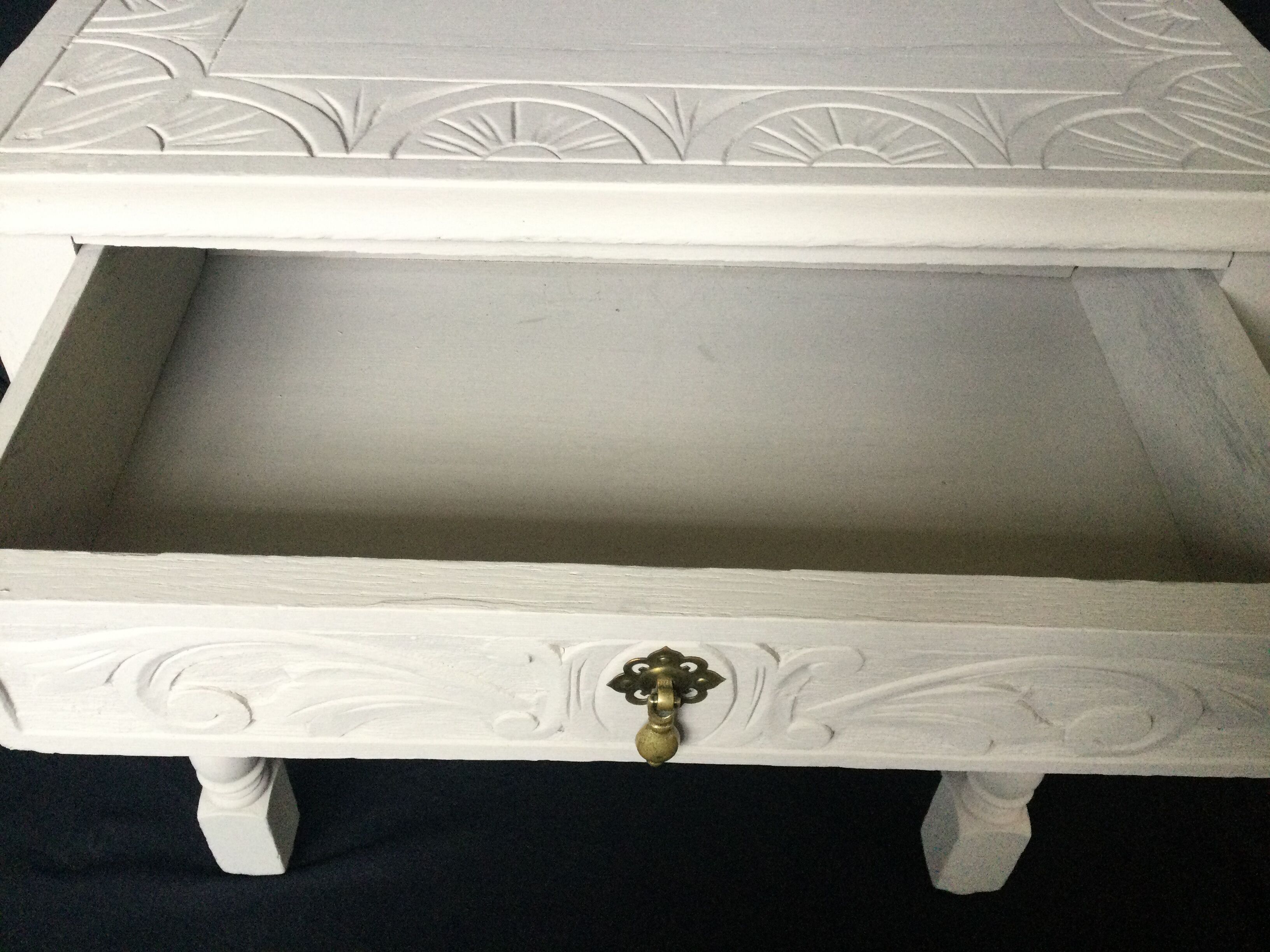 Bureau peint