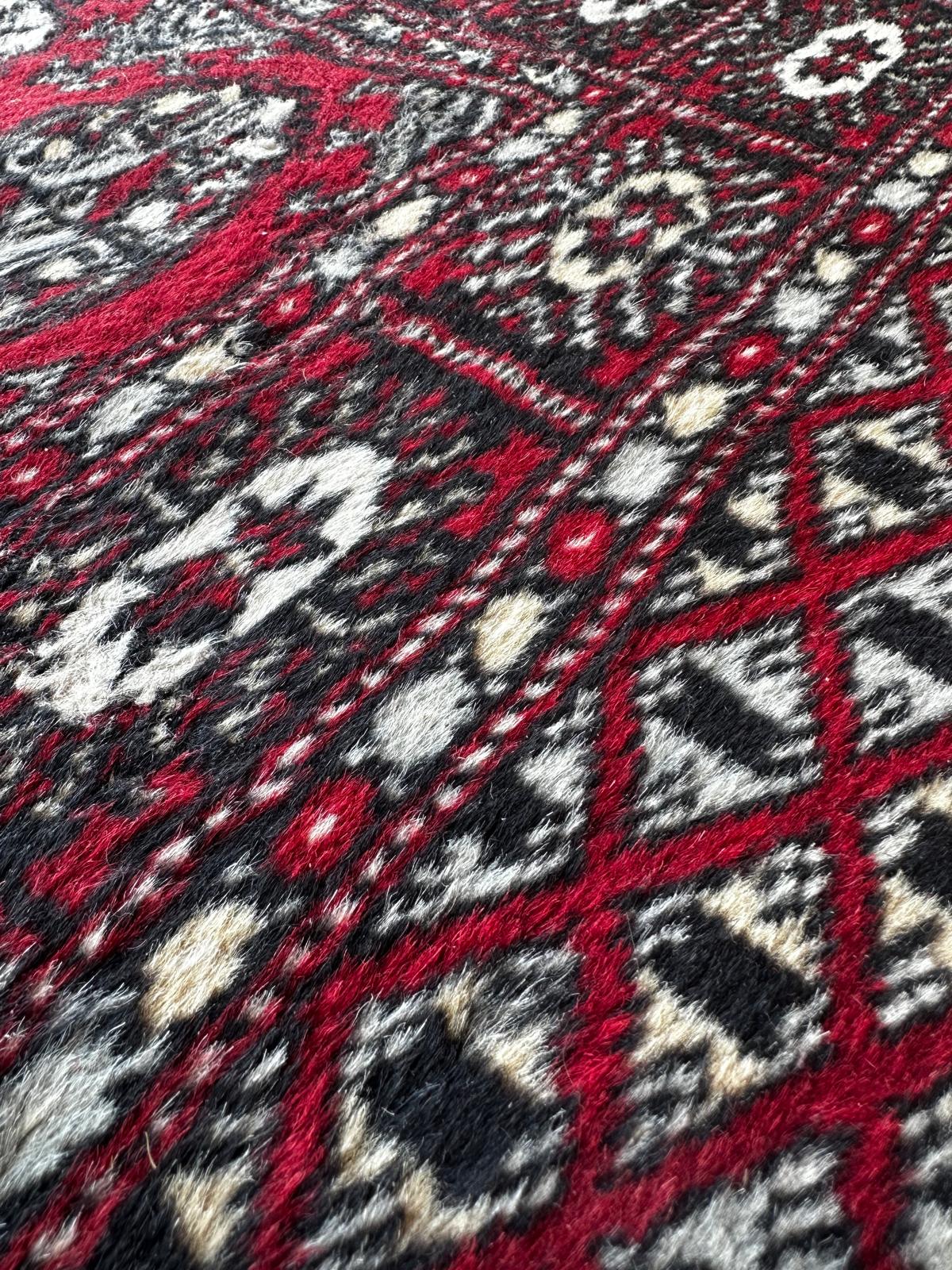 Handmade Bukhara rug 120cm x 80cm